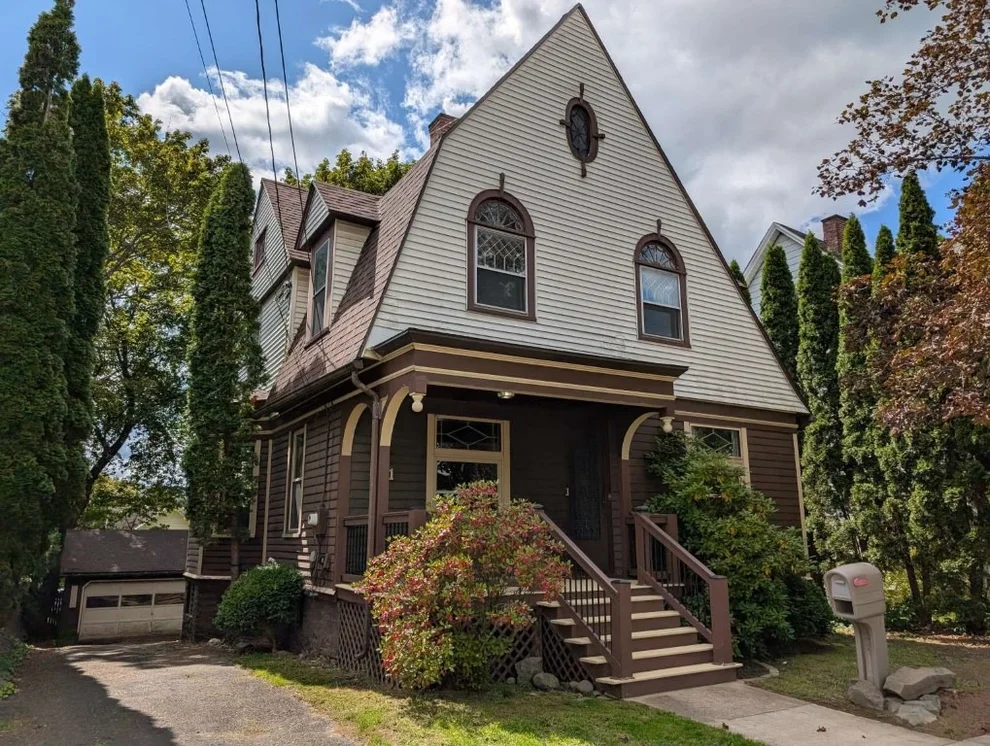 Unit for sale at 31 Lincoln Avenue, Binghamton, NY 13905