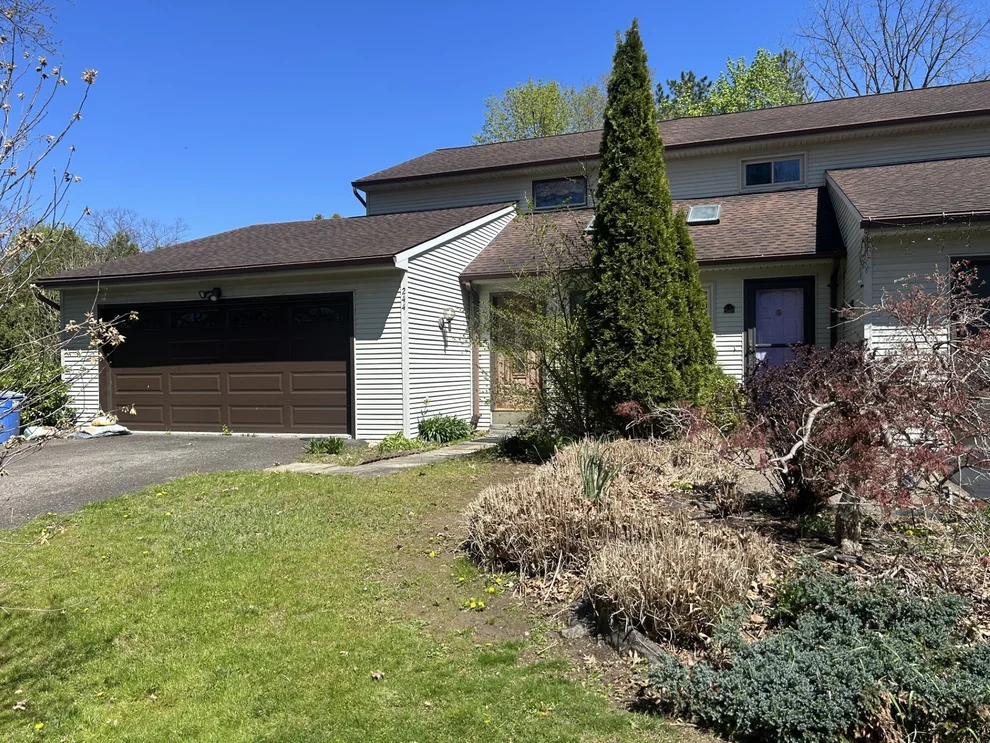 Unit for sale at 244 Loretta Lane, Vestal, NY 13850