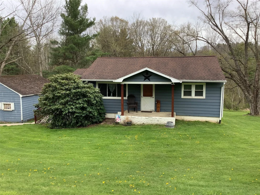 Unit for sale at 661 Oak Hill Road, Binghamton, NY 13901