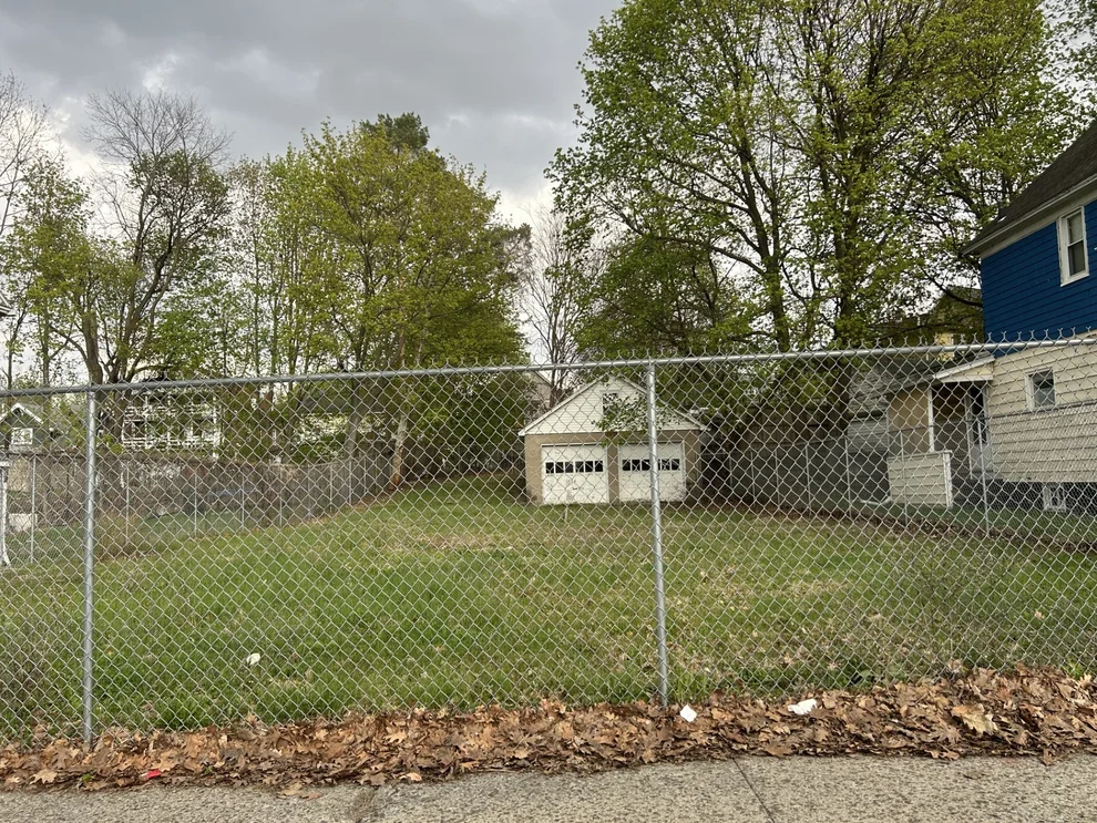 Unit for sale at 113 Roosevelt Avenue, Endicott, NY 13760