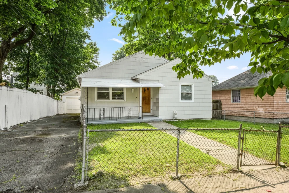 Unit for sale at 4 Perry Street, Binghamton, NY 13905
