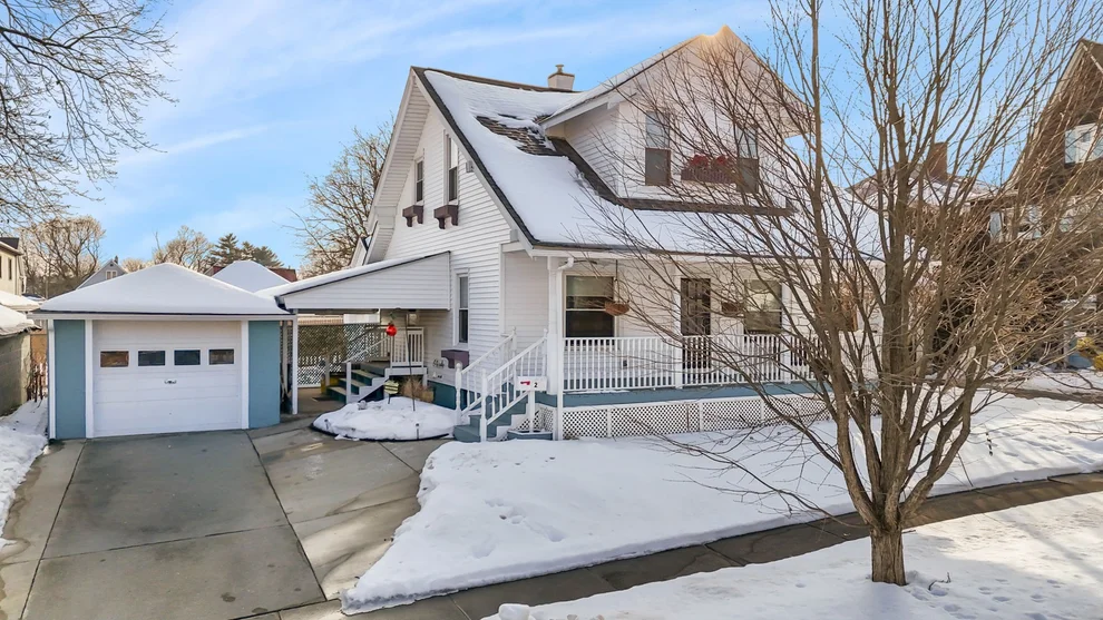Unit for sale at 2 Woodruff Avenue, Binghamton, NY 13901