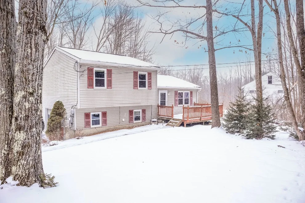 Unit for sale at 3252 Webb Road, Binghamton, NY 13903