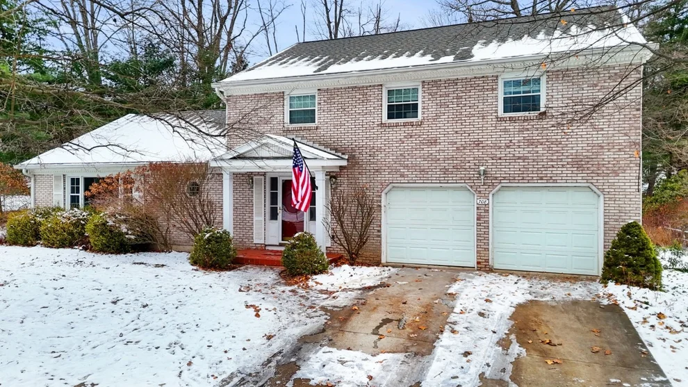Unit for sale at 708 Murray Hill Road, Vestal, NY 13850