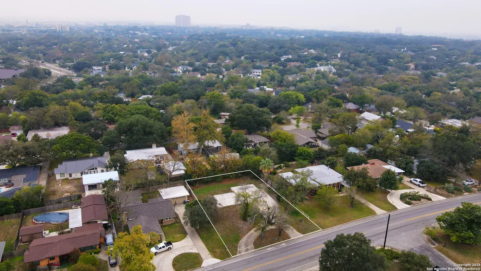 Unit for sale at 532 Rittiman, Terrell Hills, TX 78209
