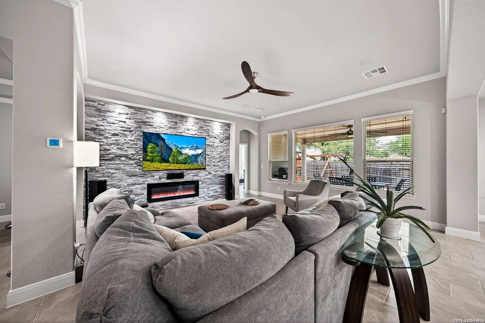 Unit for sale at 555 Singing Crk, Spring Branch, TX 78070