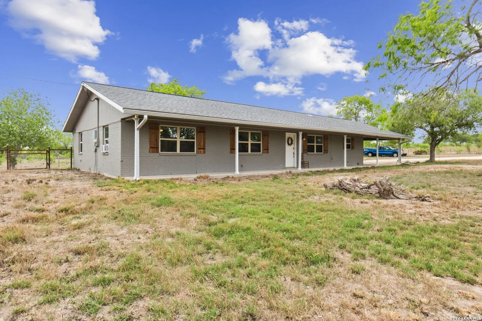 Unit for sale at 748 Fm 2102, Kenedy, TX 78119