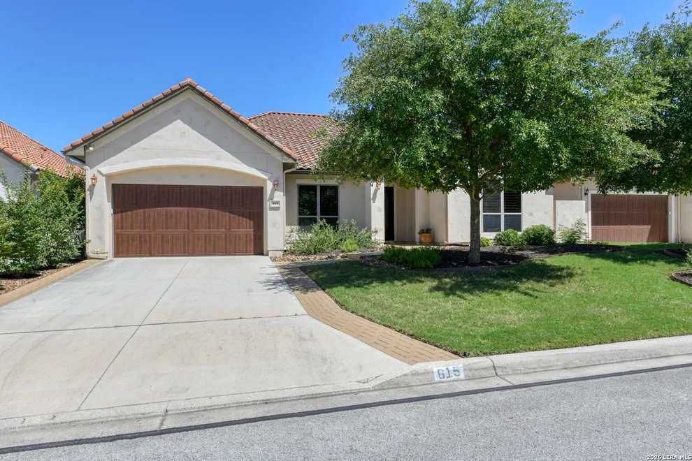 Unit for sale at 615 Geddington, Shavano Park, TX 78249