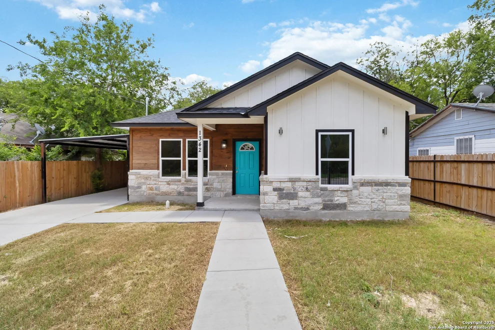 Unit for sale at 1342 E CHAVANEAUX RD, San Antonio, TX 78214