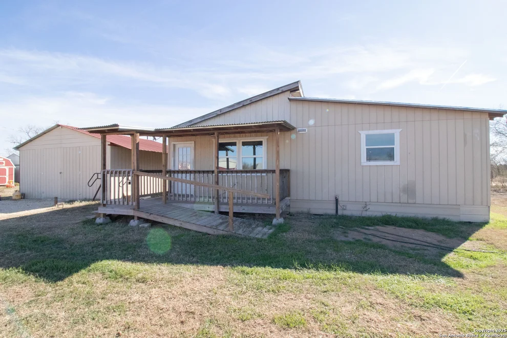 Unit for sale at 126 Private Road 6735, Devine, TX 78016