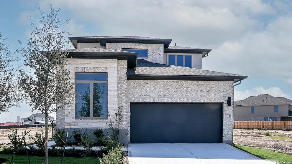 Unit for sale at 813 Water Landing, New Braunfels, TX 78130