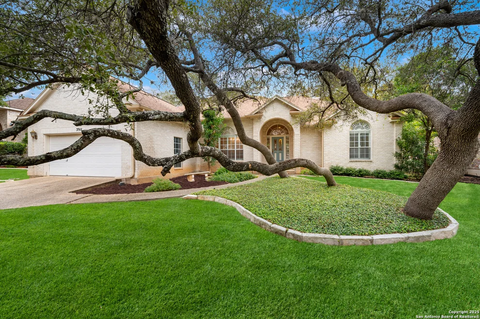 Unit for sale at 3911 Heights Way, San Antonio, TX 78230