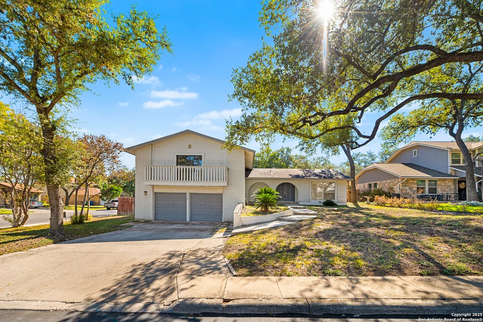 Unit for sale at 6102 Woodmoor, San Antonio, TX 78249