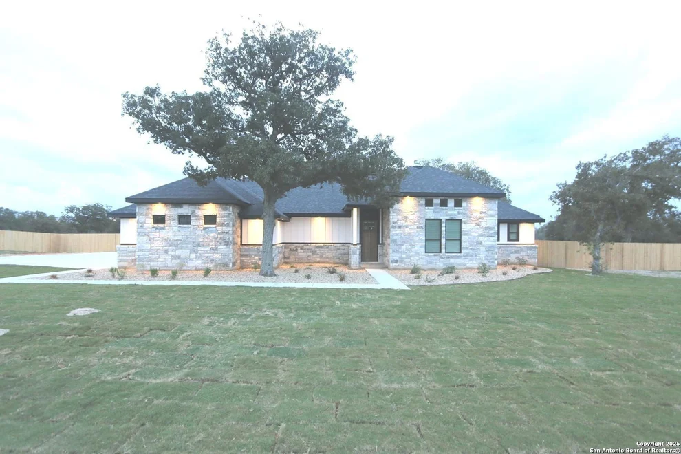 Unit for sale at 121 HONDO DRIVE, La Vernia, TX 78121
