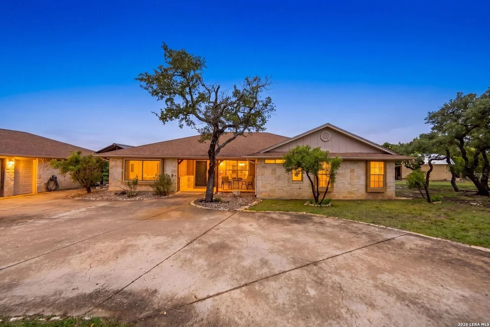 Unit for sale at 139 N Drew, Kerrville, TX 78028