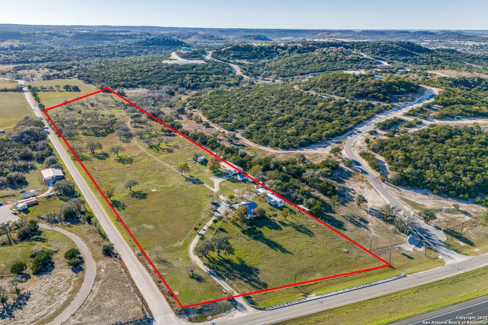 Unit for sale at 636 Fm  289, Comfort, TX 78013
