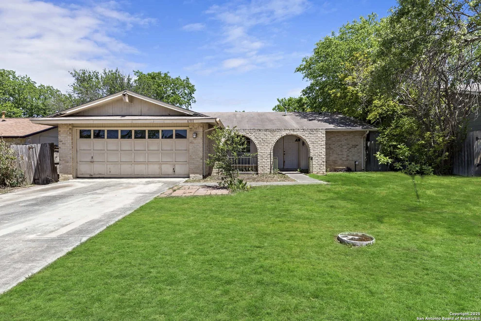 Unit for sale at 6711 spring garden, San Antonio, TX 78249