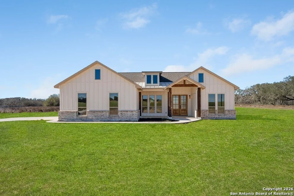 Unit for sale at 681 Eichman Rd, Poteet, TX 78065