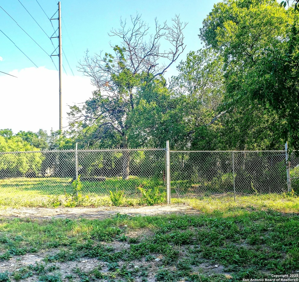 Unit for sale at 4846 E Houston, San Antonio, TX 78220