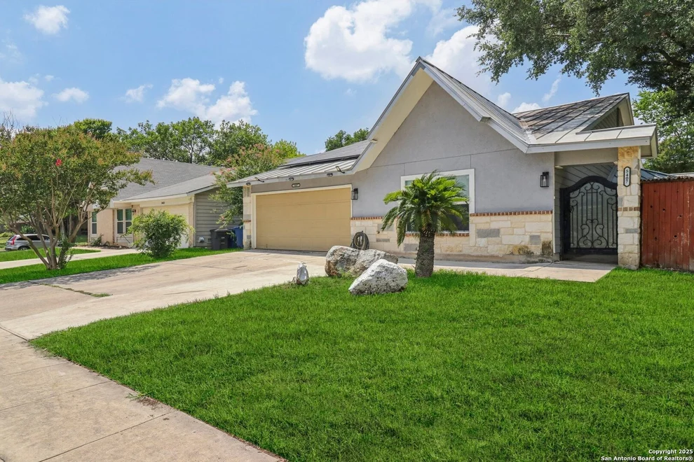 Unit for sale at 5407 vista run, San Antonio, TX 78247