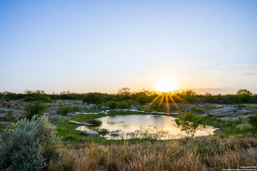 Unit for sale at 277 us -277, Brackettville, TX 78832