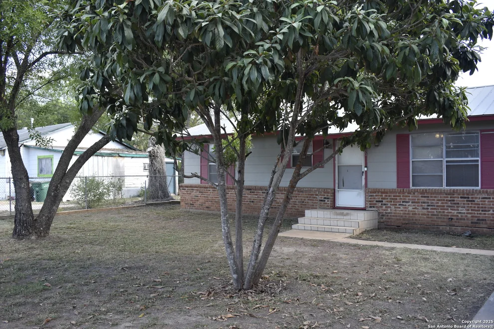 Unit for sale at 330 Orchard, San Antonio, TX 78220