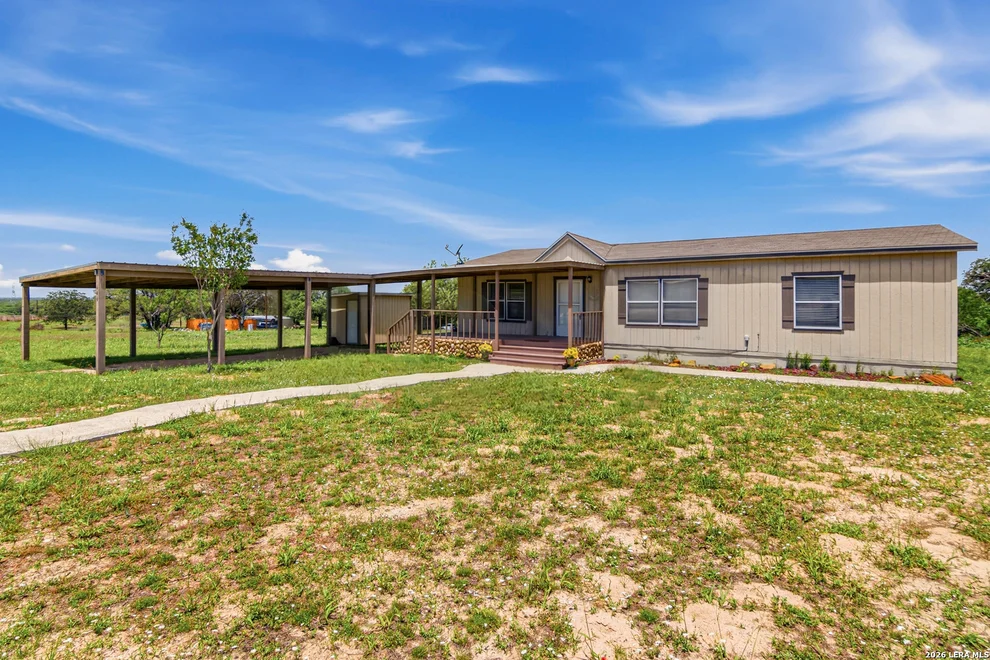 Unit for sale at 646 Old Colony, Seguin, TX 78155