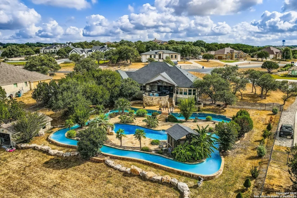 Unit for sale at 2550 black bear, New Braunfels, TX 78132
