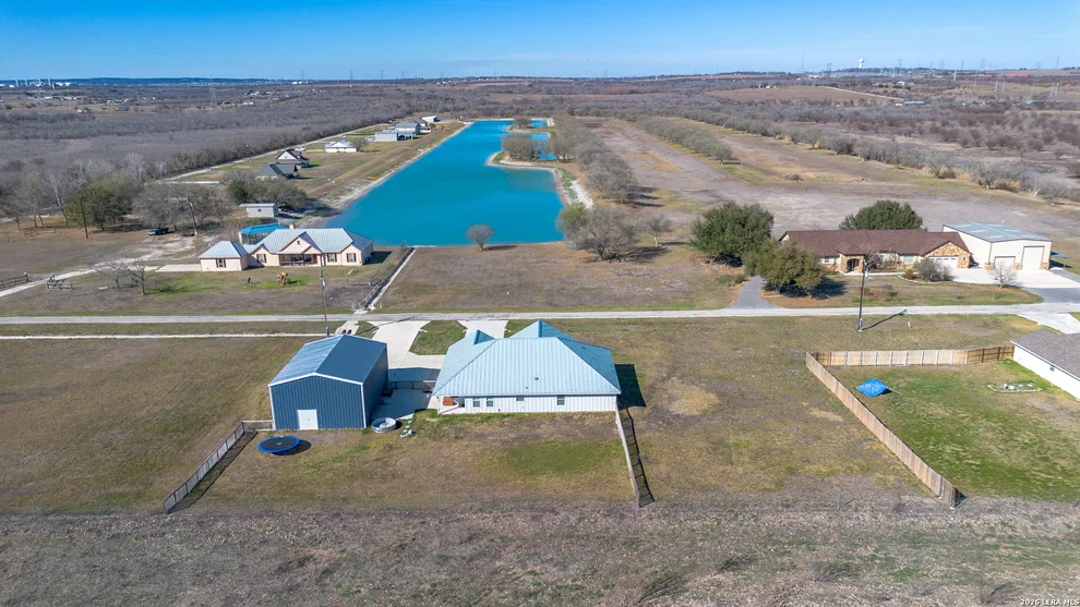 Unit for sale at 144 Ski Plex, Seguin, TX 78155