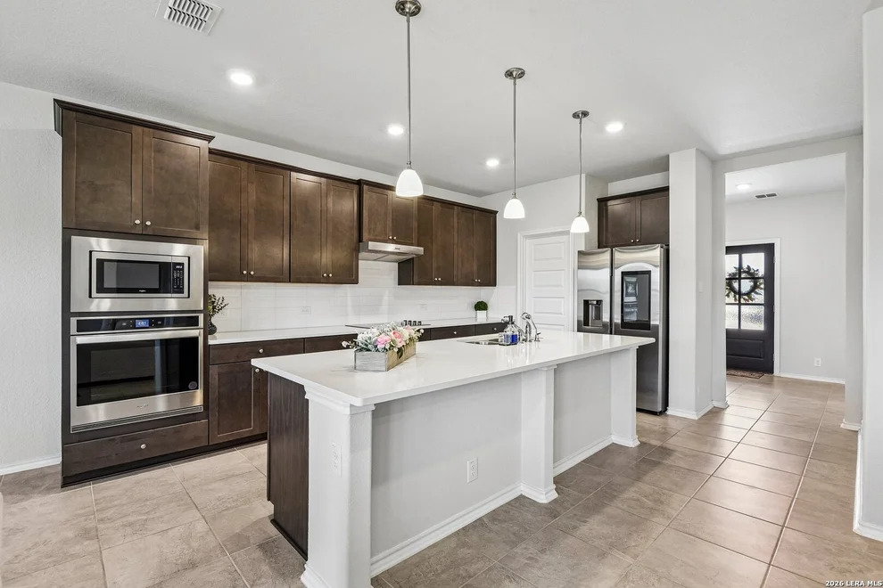 Unit for sale at 7602 Wallaby Isle, San Antonio, TX 78253