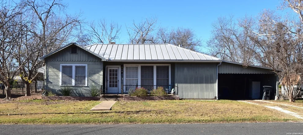 Unit for sale at 806 N Crockett Street, Fredericksburg, TX 78624