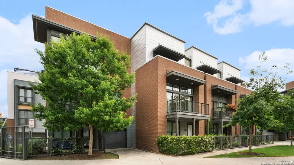 Unit for sale at 1126 E Euclid, San Antonio, TX 78212