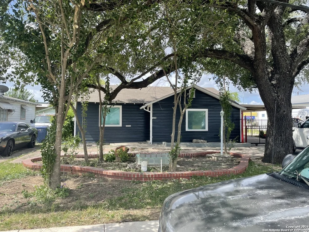Unit for sale at 3230 & 3232 W FRENCH PL, San Antonio, TX 78228