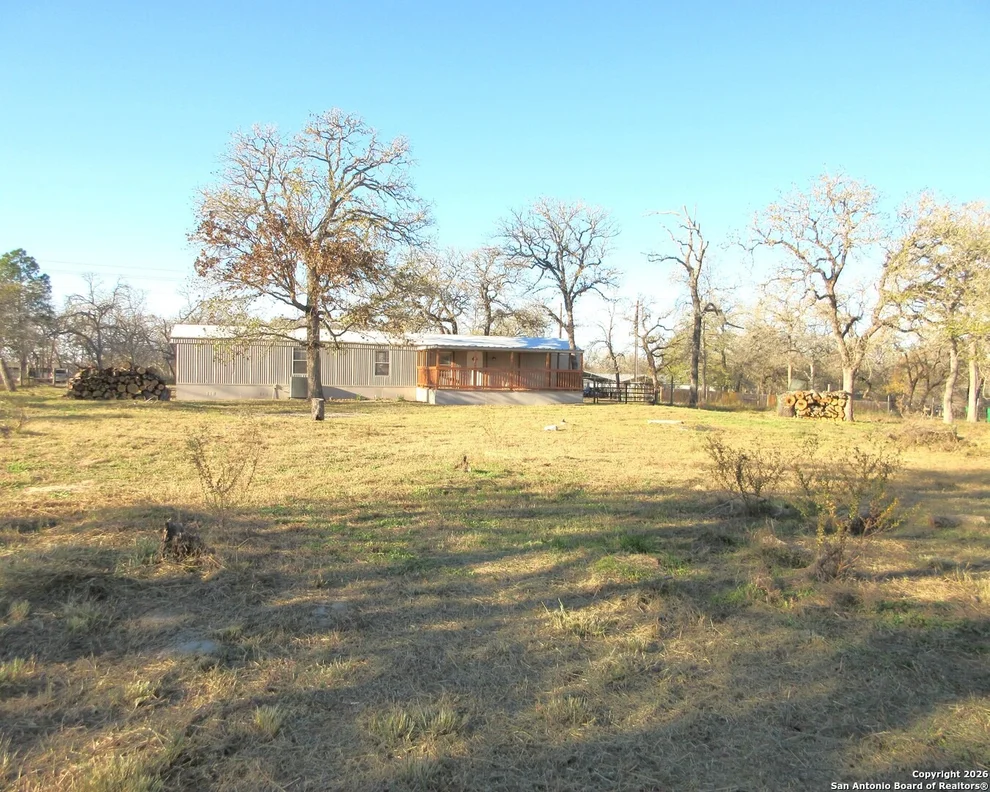 Unit for sale at 178 Hickory Hill, La Vernia, TX 78121