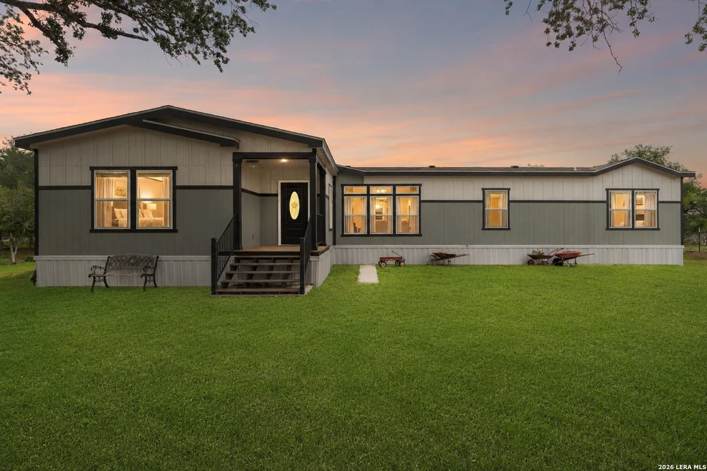 Unit for sale at 1169 Old Adams Ln, Pleasanton, TX 78064