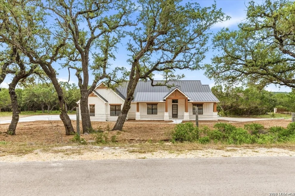 Unit for sale at 1744 Crossbow, Canyon Lake, TX 78133