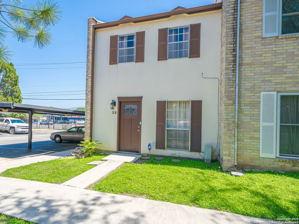 Unit for sale at 6427 Wurzbach, San Antonio, TX 78240