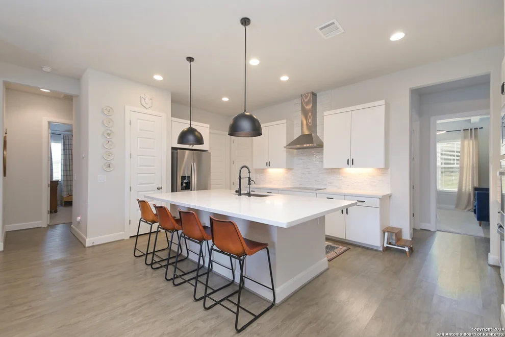 Unit for sale at 7009 Dietz Hollow, Boerne, TX 78015