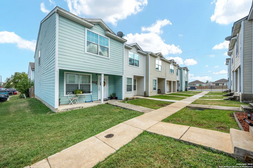 Unit for sale at 14 Bratton, San Antonio, TX 78245