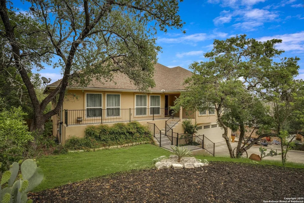 Unit for sale at 16812 Fox Ridge, Helotes, TX 78023