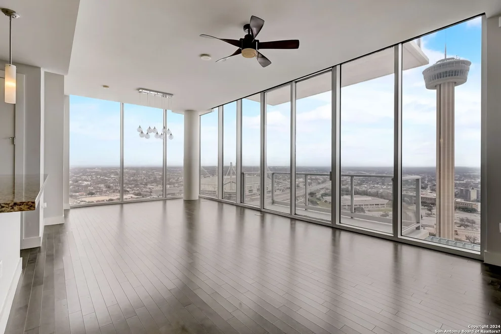 Unit for sale at 610 E Market St, San Antonio, TX 78205
