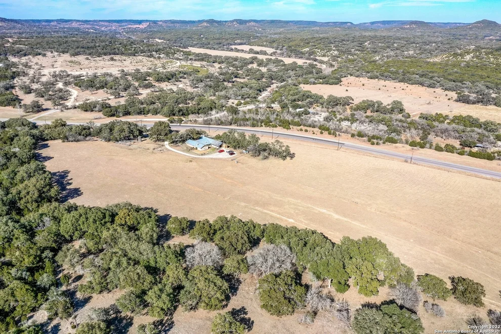 Unit for sale at 20070 State Hwy 16, Helotes, TX 78023