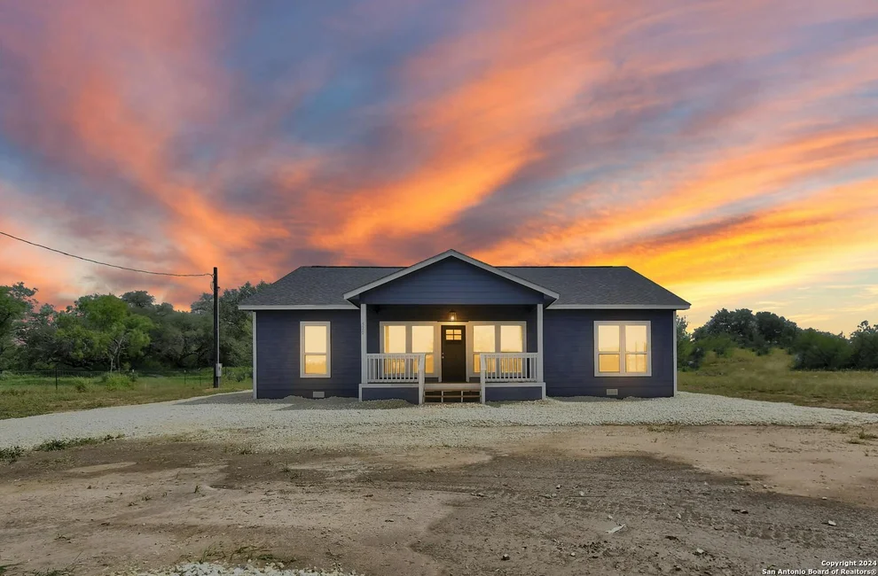 Unit for sale at 250 county road 2646, Moore, TX 78057