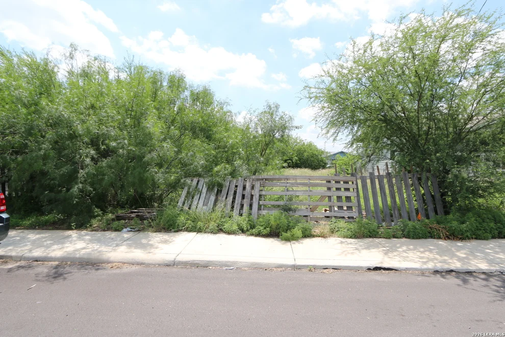 Unit for sale at 123 SURRELS AVE, San Antonio, TX 78228