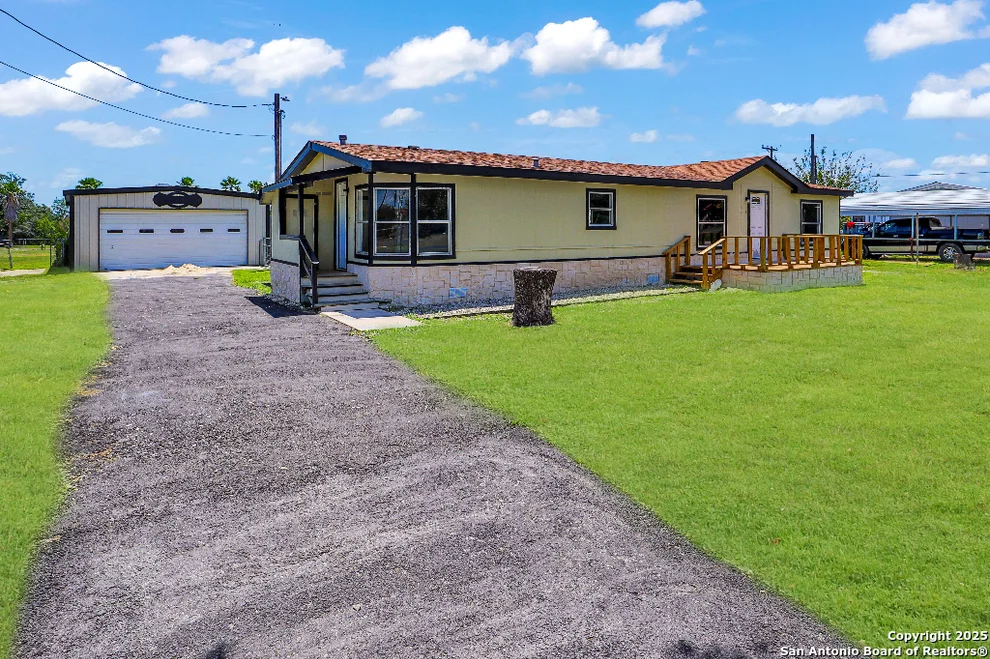 Unit for sale at 106 CR 5600, Castroville, TX 78009