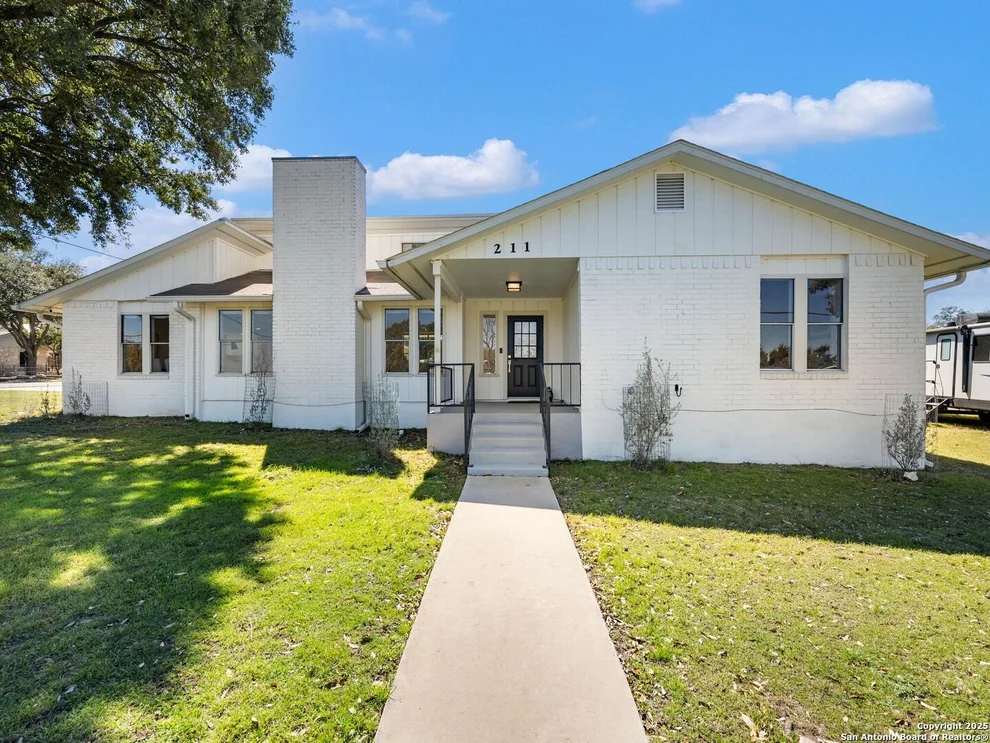 Unit for sale at 211 Susie Drive, Canyon Lake, TX 78133