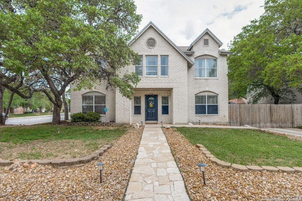 Unit for sale at 2303 Gold Holly, San Antonio, TX 78259