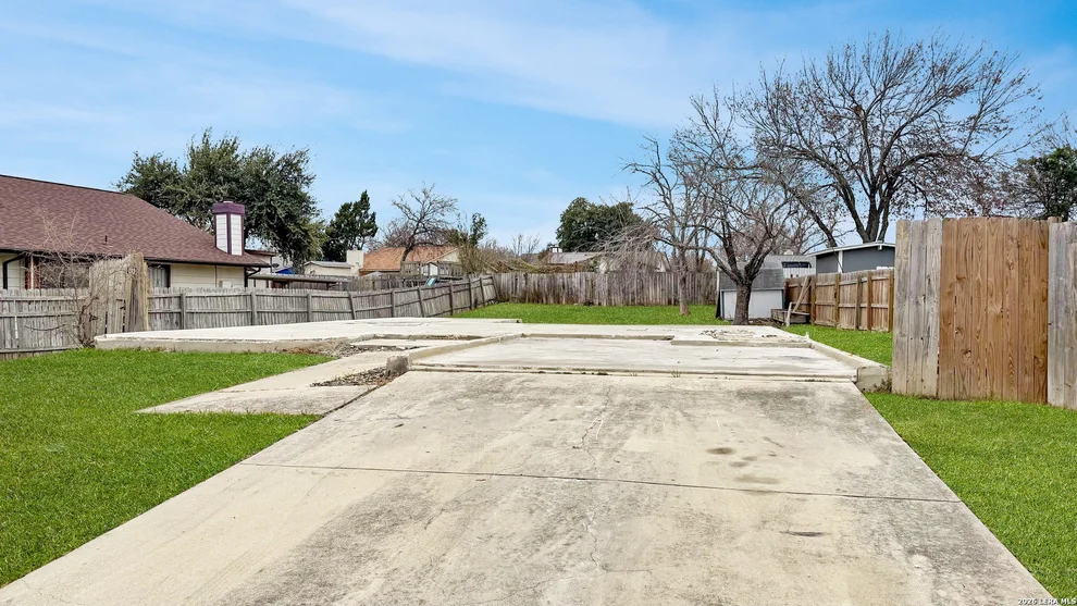 Unit for sale at 223 Saddlebrook, San Antonio, TX 78245