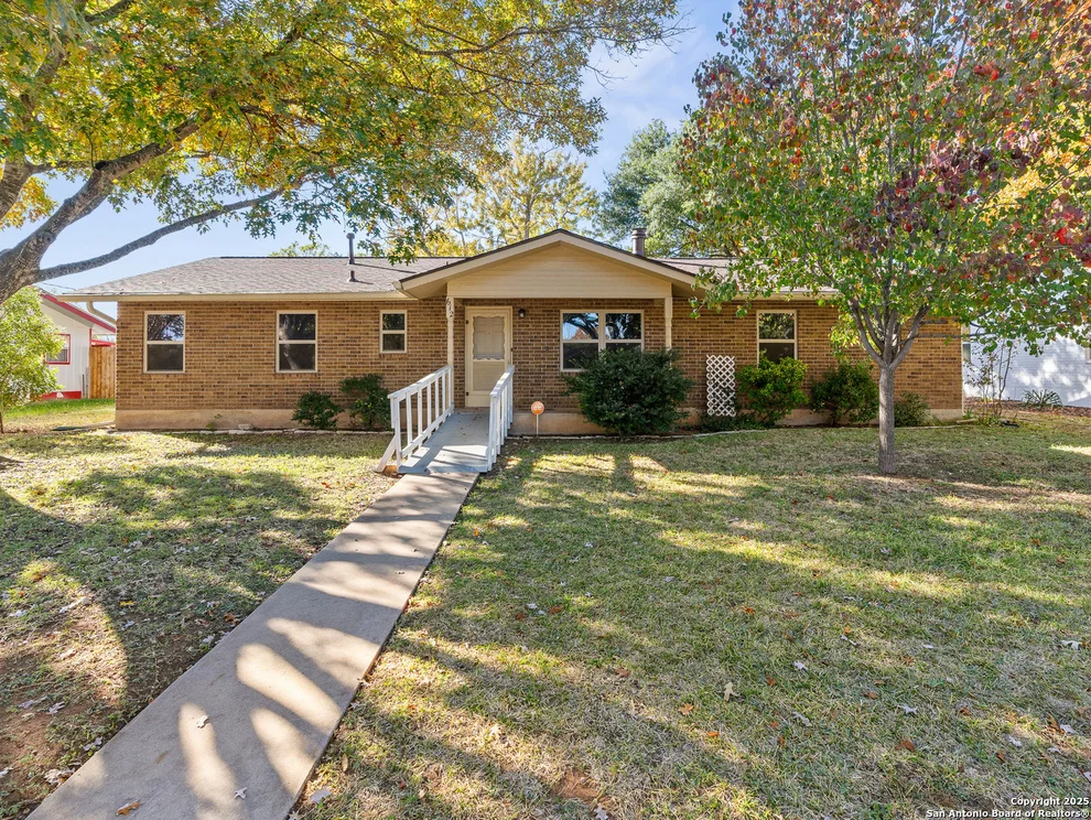 Unit for sale at 612 Bluebonnet St, Fredericksburg, TX 78624