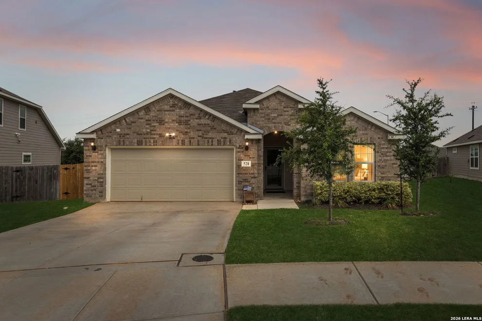 Unit for sale at 528 Dalton Cove, Cibolo, TX 78108